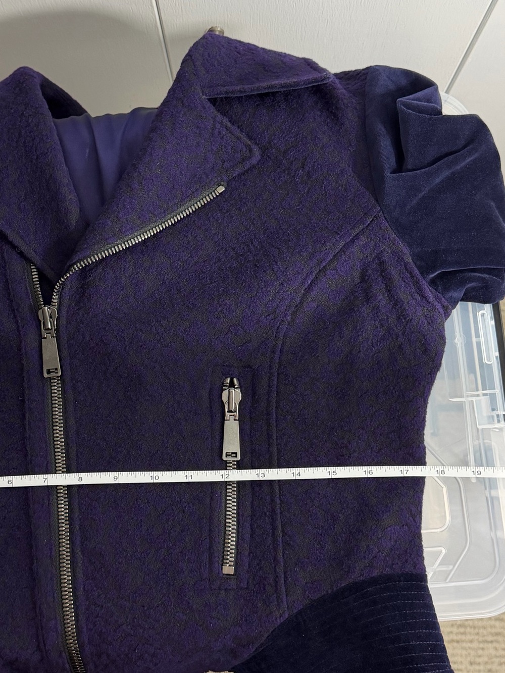 T Tahari Motto Style Wool Blend Velvet Sleeve Jacket Purple Size 12 - Picture 16 of 16